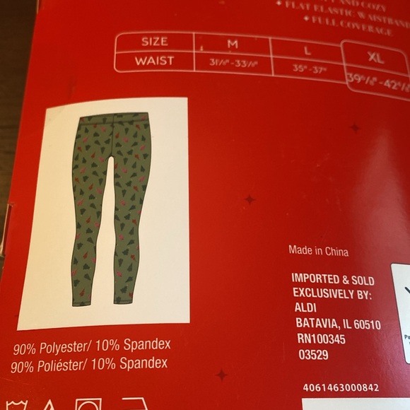 Ladies Ultra Plush Christmas Leggings! 2 pairs! - Picture 5 of 8